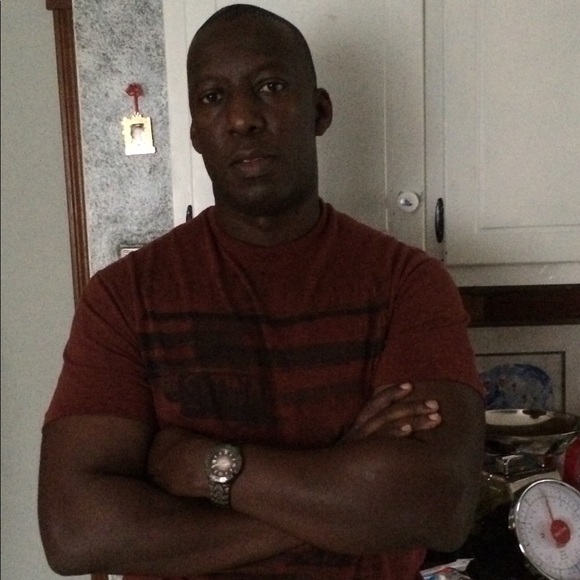 Meet your Posher, Anthony - Picture 1 of 8